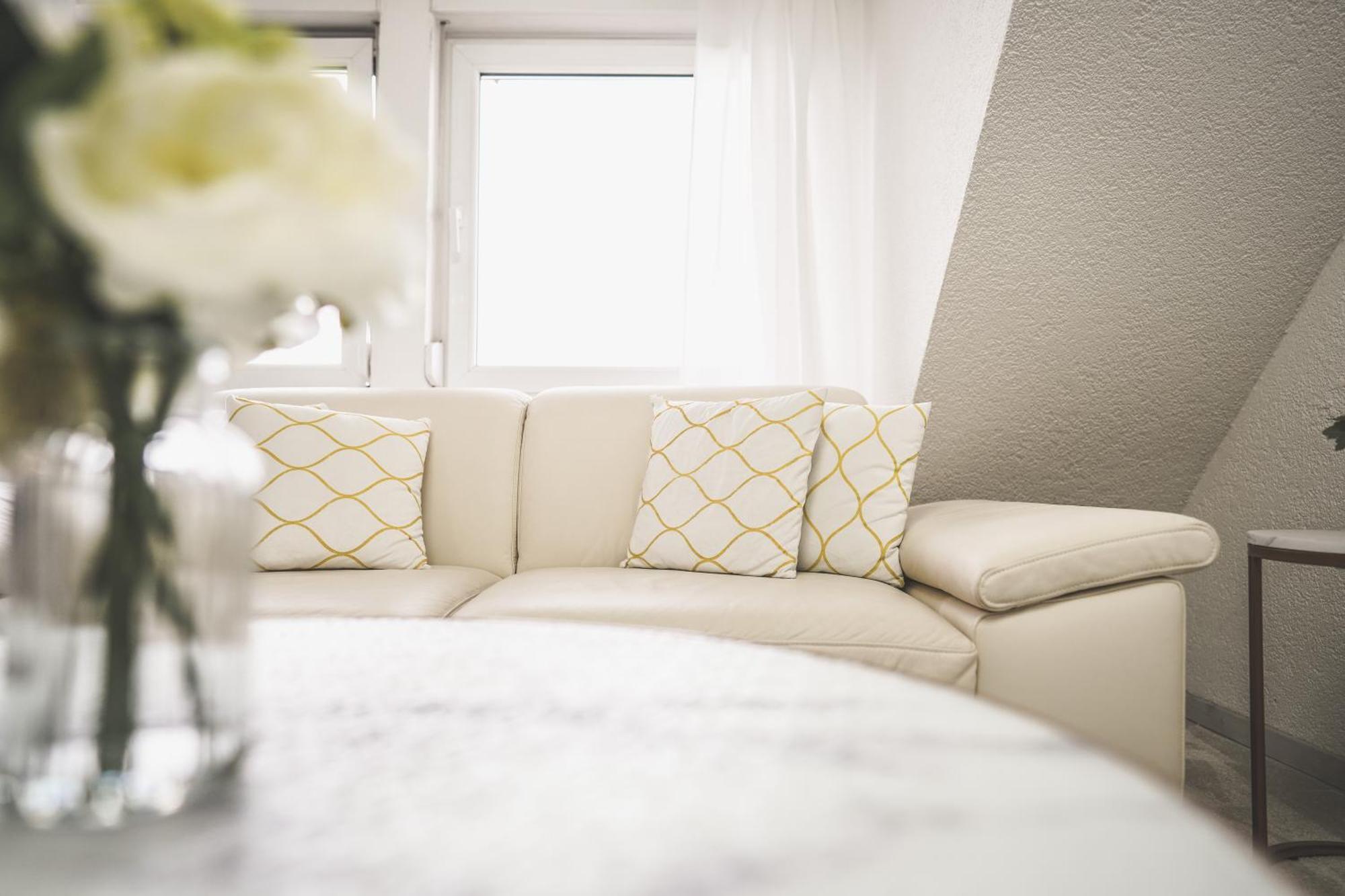 Luxus Maisonette Wohnung Am See, Wehome Premium Sankt Leon-Rot Exteriör bild