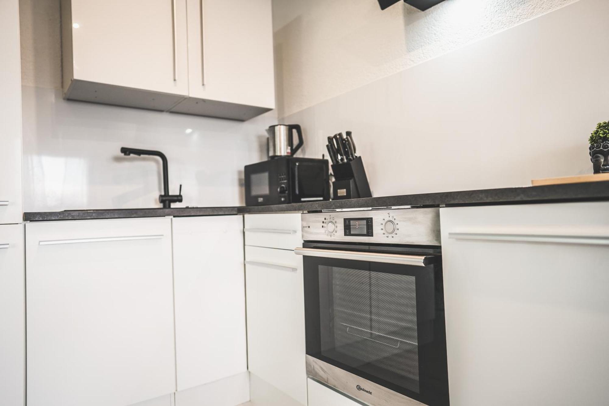 Luxus Maisonette Wohnung Am See, Wehome Premium Sankt Leon-Rot Exteriör bild